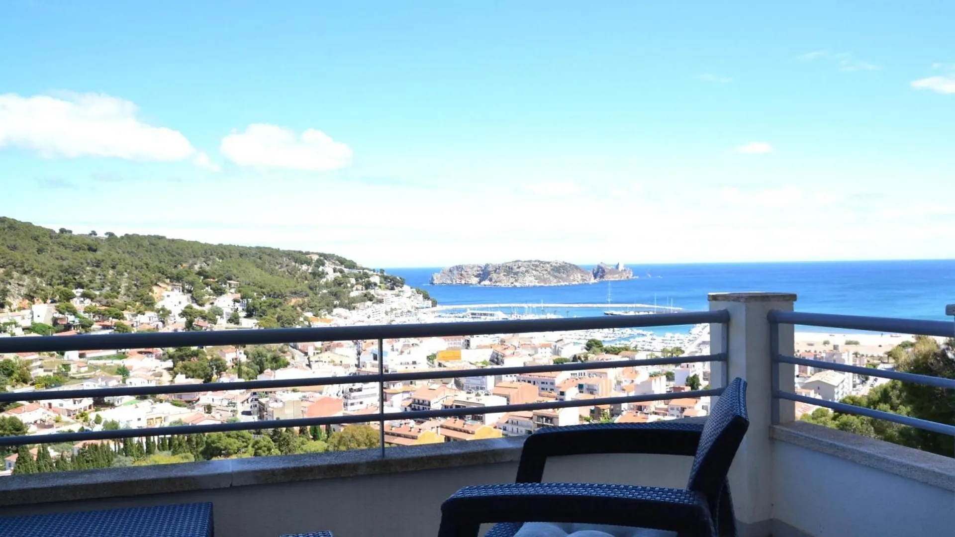 Casa Blanca A - L\'Estartit, Roca Maura - Es-323-59 location